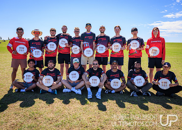 Edmonton, AB: Canadian Ultimate Seniors Championships 2025. Sund