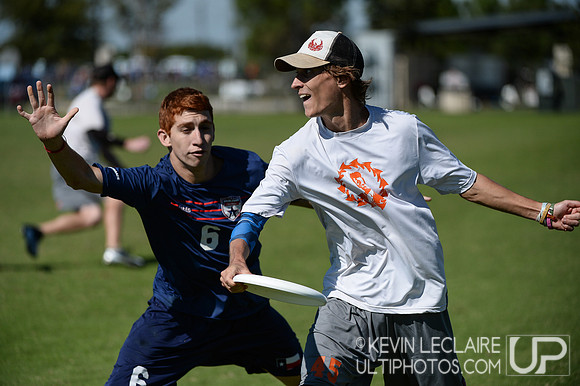 2013 USA Ultimate Club National Championships Thursday