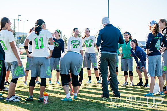 USAU_Nationals_2013_Thursday_20131016_085050_JBP0792