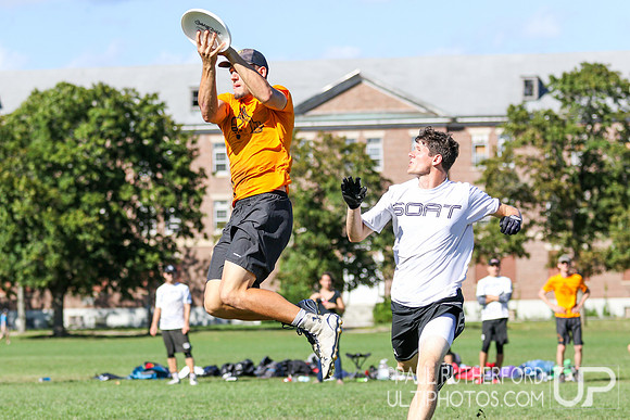 Sunday Action - 2016 USAU