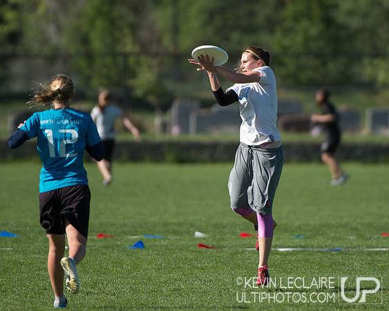2012 USAU D-I College Championships Sunday Action