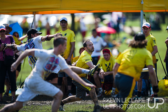 Monday WUCC 2014 Pool Play Action