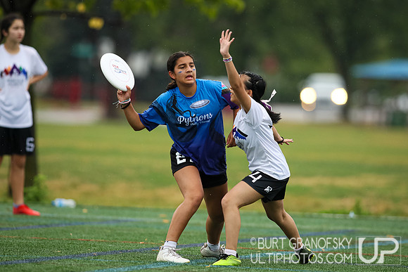 USA Ultimate YCC 2022 -- U17 Girls Sat Action