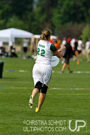 2012 USAU D-I College Championships Saturday Round 1 Action