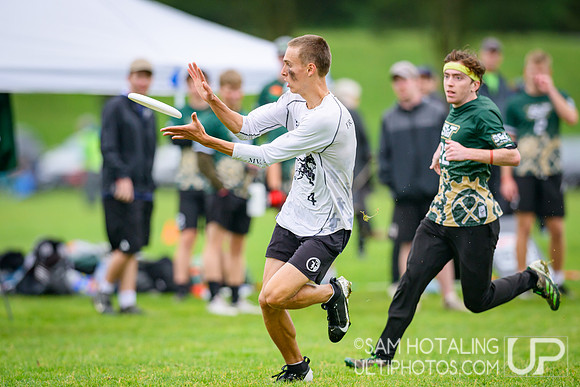 Round II pool play at USAU D-III College Championships