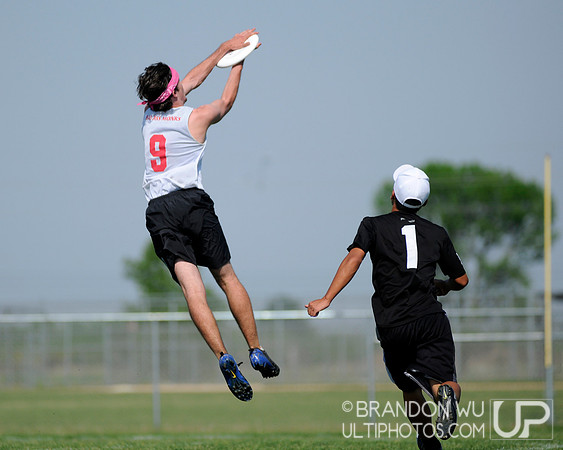 Saturday Open Pool Play & Crossovers - 2012 USAU D-III College Championships