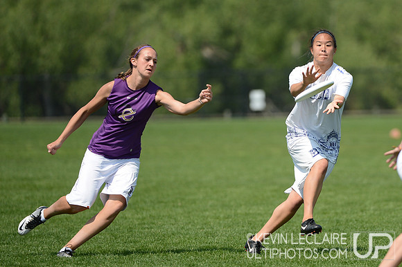 2012 USAU D-I College Championships Saturday Action