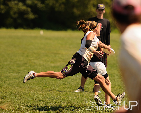Sunday Elite Mixed Playoffs action -- Chesapeake Open 2010