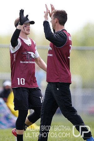 Day 2 of USA Ultimate 2022 D-III College Championships