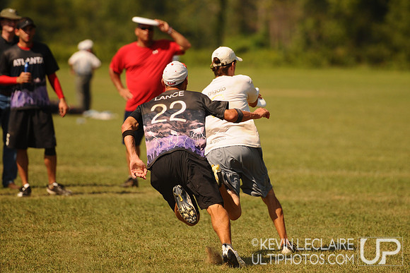 Sunday Elite Open Playoff action -- Chesapeake Open 2010