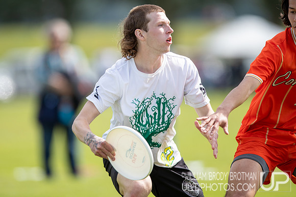 Day 1 of the USA Ultimate D-I College Championships