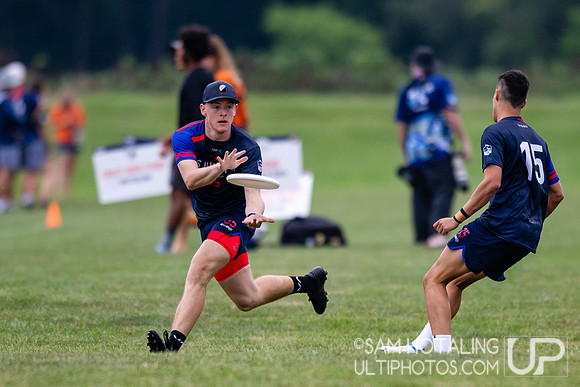 CUSB Open vs Sunder in pool play at World Ultimate Club Championships