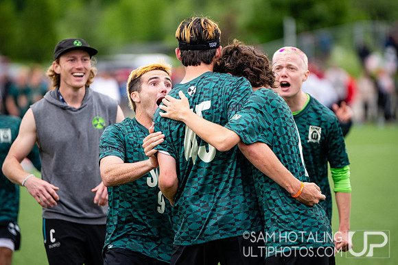 Semifinals at USAU DI College Championships