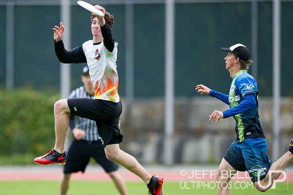 Riptide_Flamethrowers_20140427_150236_JBP01748