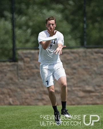 2012 USAU D-I College Championships Sunday Action