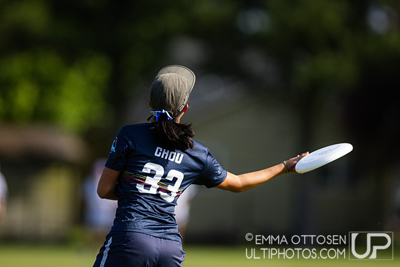 Saturday full coverage from USAU D-I College Championships, UC Santa Cruz vs UC Davis