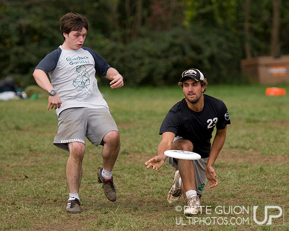Round 3 Pool Play action from Patriot Games 2011.