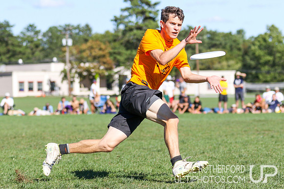 Sunday Action - 2016 USAU