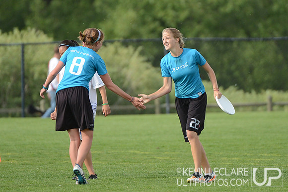 2012 USAU D-I College Championships Saturday Action