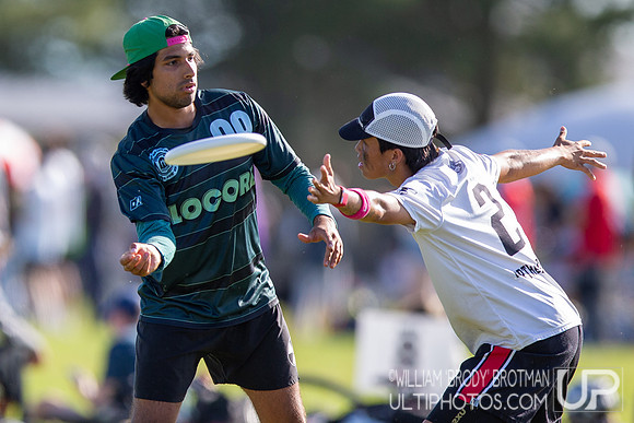 Day 2 of the USA Ultimate D-I College Championships