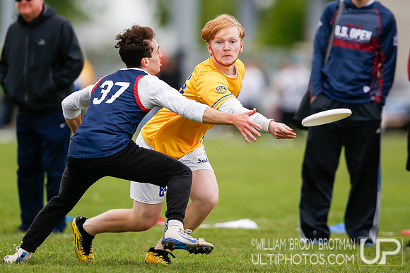Day 1 of USA Ultimate 2022 D-I College Championships.