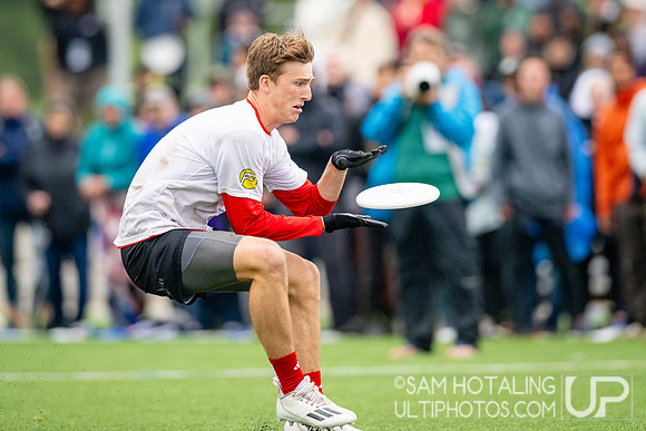 Semifinals at USAU DI College Championships