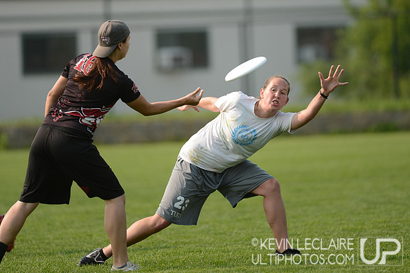 2012 USAU D-I College Championships Saturday Action