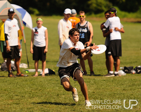 Sunday Elite Mixed Playoffs action -- Chesapeake Open 2010