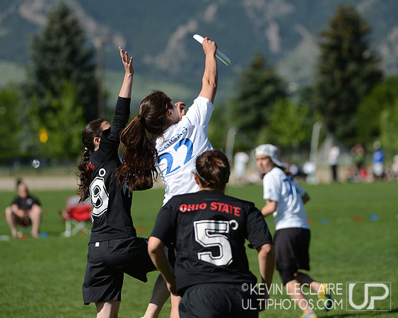 2012 USAU D-I College Championships Sunday Action