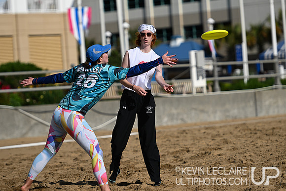 Women's Round 1 Saturday - 2025 Beach Championships