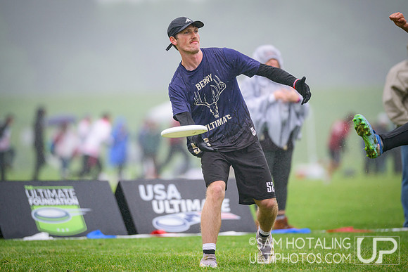 Round I pool play at USAU D-III College Championships