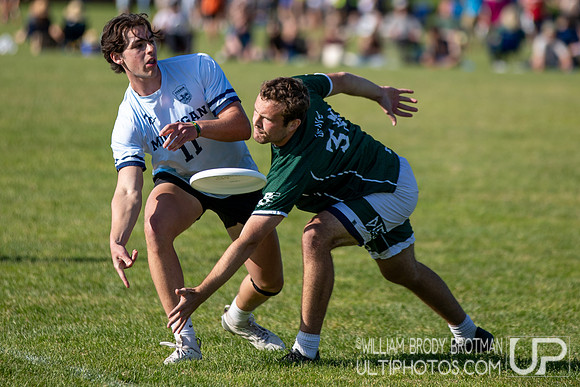 Day 2 of the USA Ultimate D-I College Championships