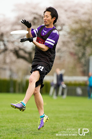 Preseason_scrimmage_20140406_155513_JBP00010