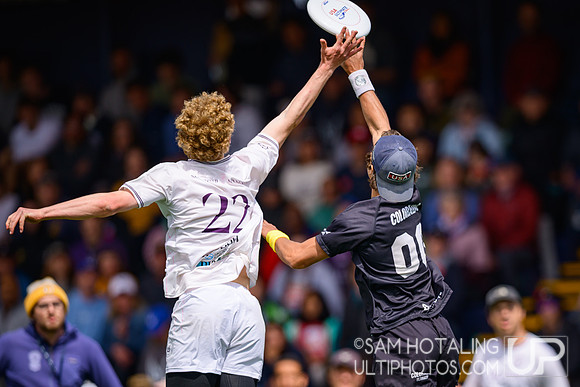 Colorado Mamabird vs Carleton College CUT in finals at USAU D-I College Championships