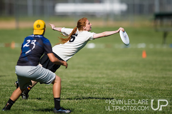 2014 USAU D-I College Champs Friday Round 5 Action