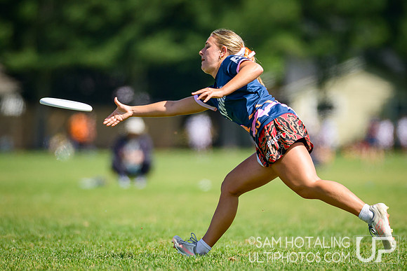 Highlights: pool play at USAU D-I College Championships
