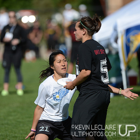 2012 USAU D-I College Championships Sunday Action