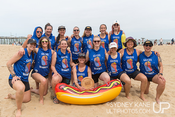 Glizzy Warren Women's Spirit Winners Team Photo - 2025 Beach