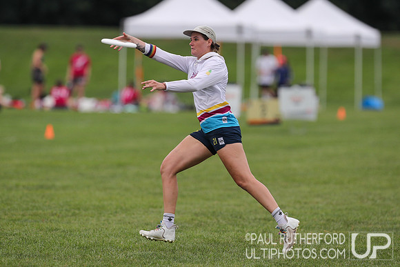 Boston Brutesquad and Tabby Rosa at the 2022 World Ultimate Club Championships