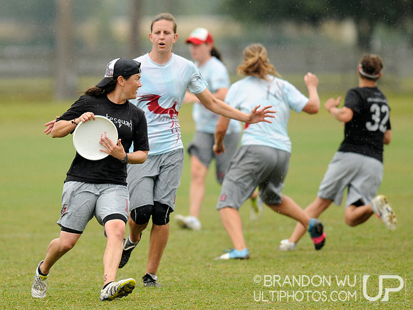 Women's Friday Competition - 2011 USAU Club Championships