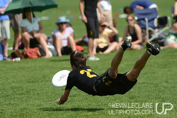 2012 USAU D-I College Championships Saturday Action