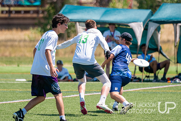 Pool play at 2024 USAU Youth Club Championship