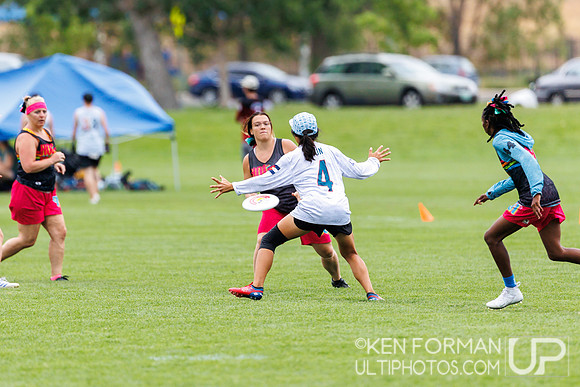 Hot Flash vs. Molly Grey