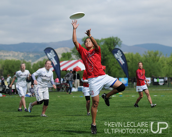 Saturday Photo Highlights Preview -- 2011 USAU College Championships