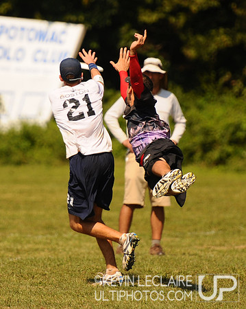 Sunday Elite Open Playoff action -- Chesapeake Open 2010