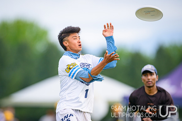 Highlights: pool play at USAU D-I College Championships