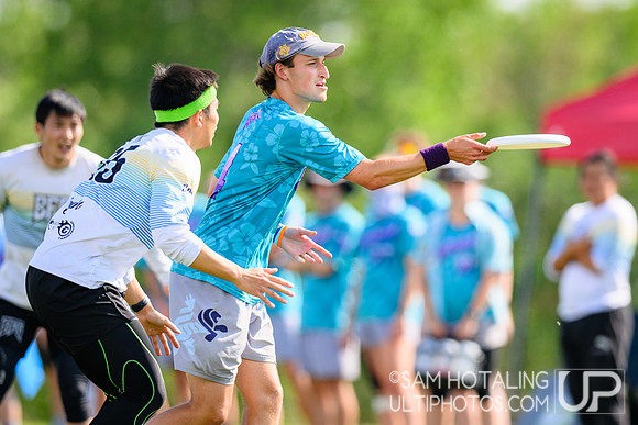 Mixed crossover play during International Club Championships at Aurora Sports Park
