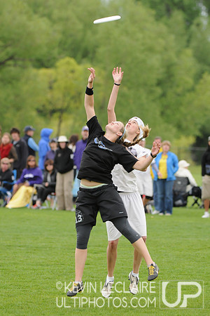 Saturday 5pm Crossover Round -- 2011 USAU College Championships