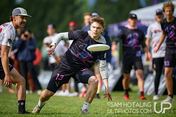 Semifinals at USAU D-III College Championships