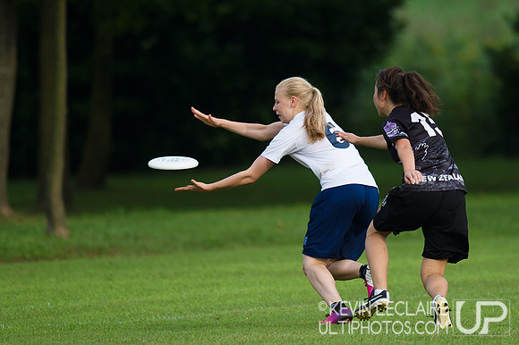 Tuesday Round 5 Pool Play Action